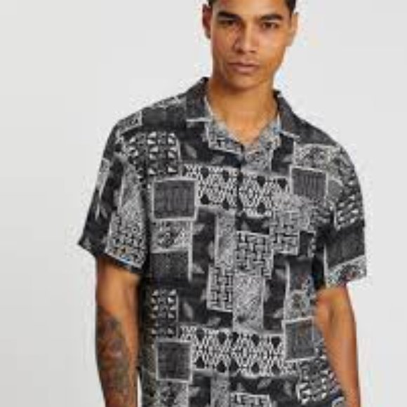 COTTON ON Tribal Squares Hawaiian Island Short Sleeve Shirt NWT - Picture 11 of 15